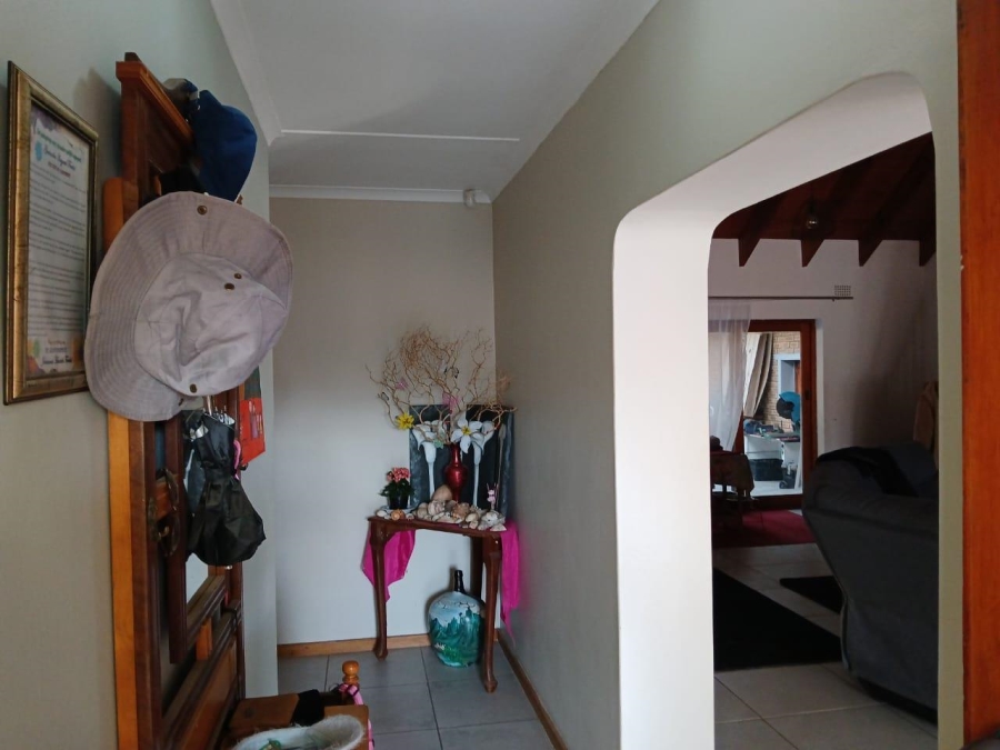 4 Bedroom Property for Sale in Hartenbos Central Western Cape